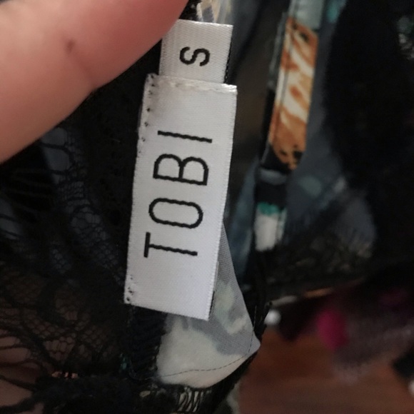 Tobi Floral Lace Slip Dress - Picture 5 of 5